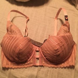 Victoria’s Secret Bra 32C